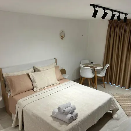 Aloha House Affittacamere 3*