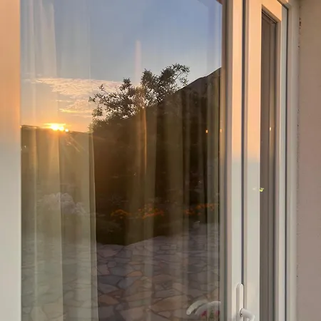 Aloha House Πανσιόν