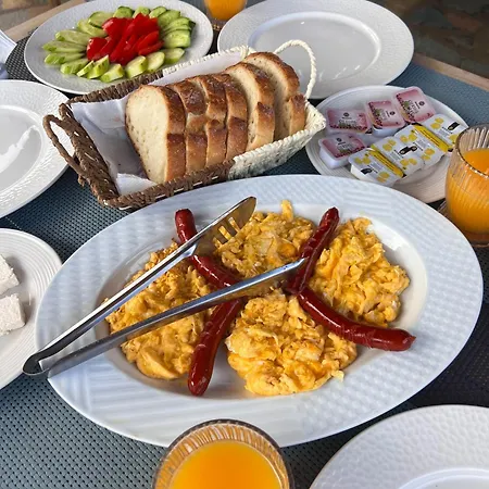 Aloha House Affittacamere 3*