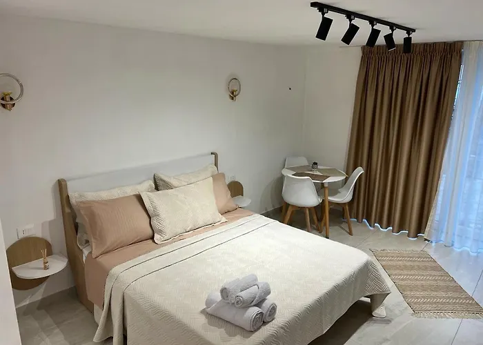 Aloha House Konukevi 3*