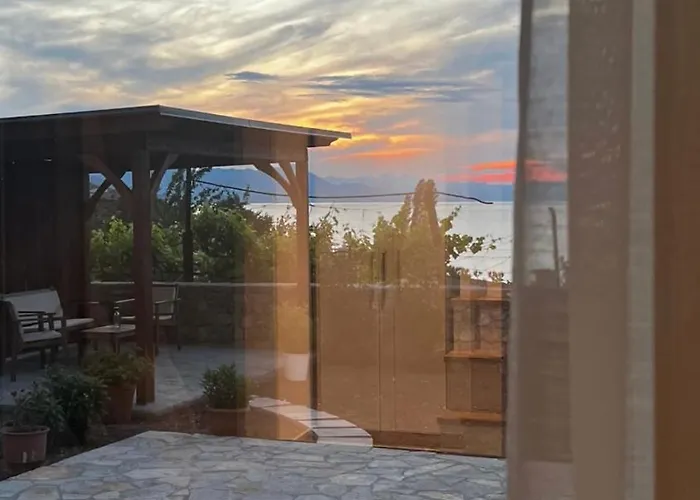 Konukevi Aloha House Shkodër