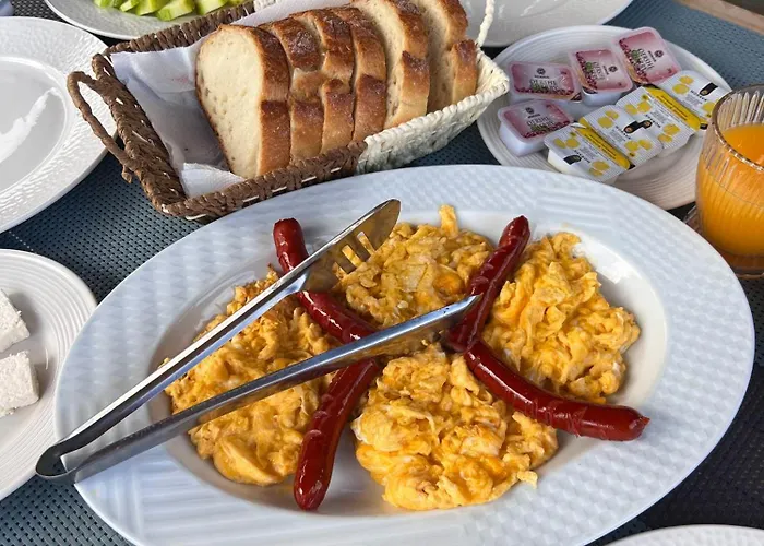 Aloha House Konukevi 3*